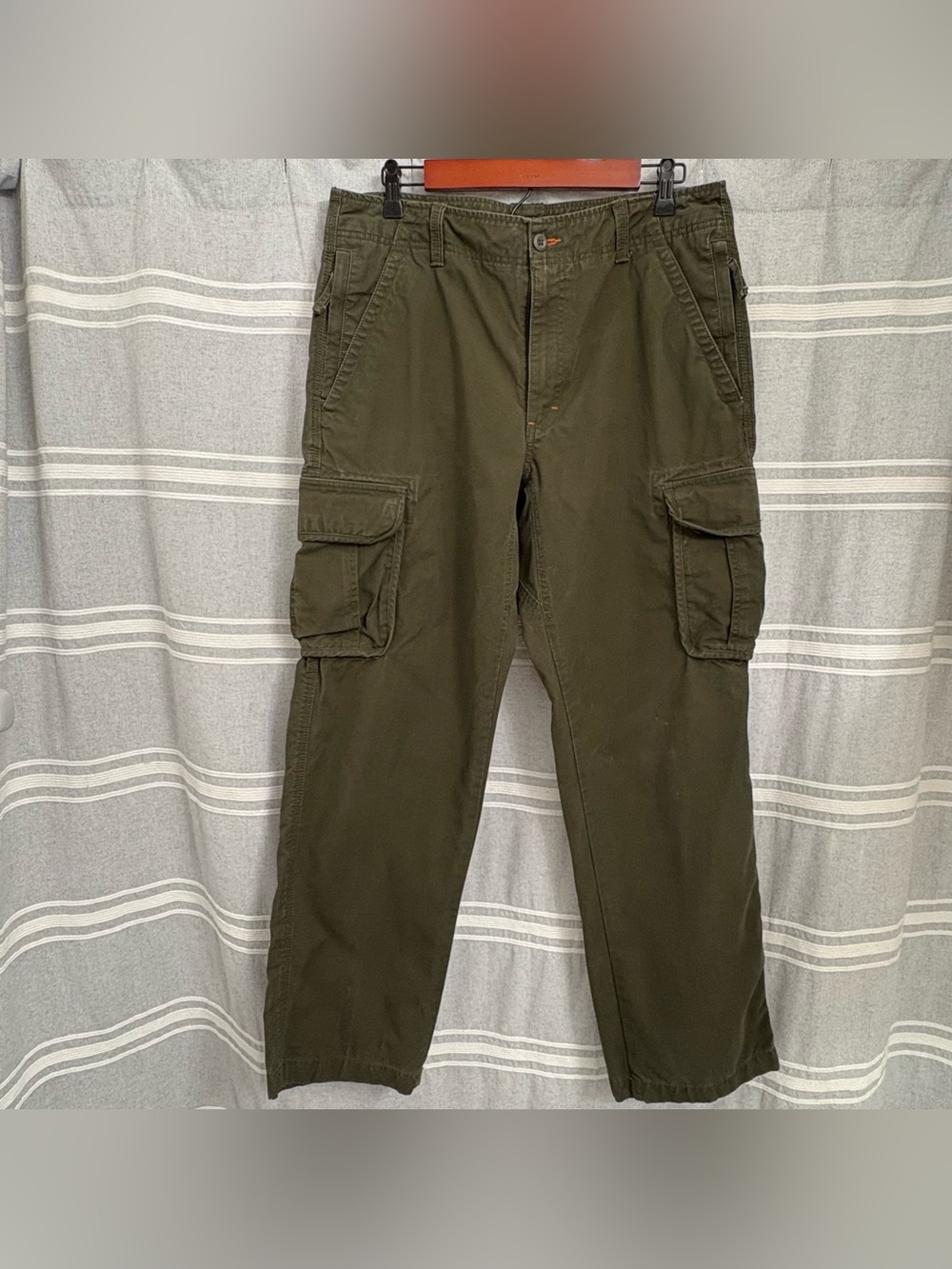 L.L. Bean Natural Fit Men's Olive Green Cargo Pants Size 34x32